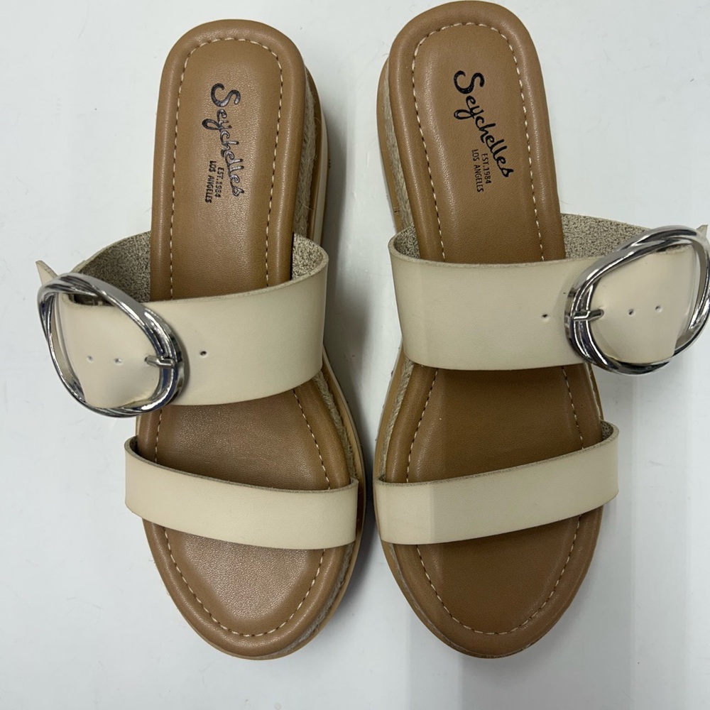 Seychelles Cream and Silver Sandals Minimalist Slip-On